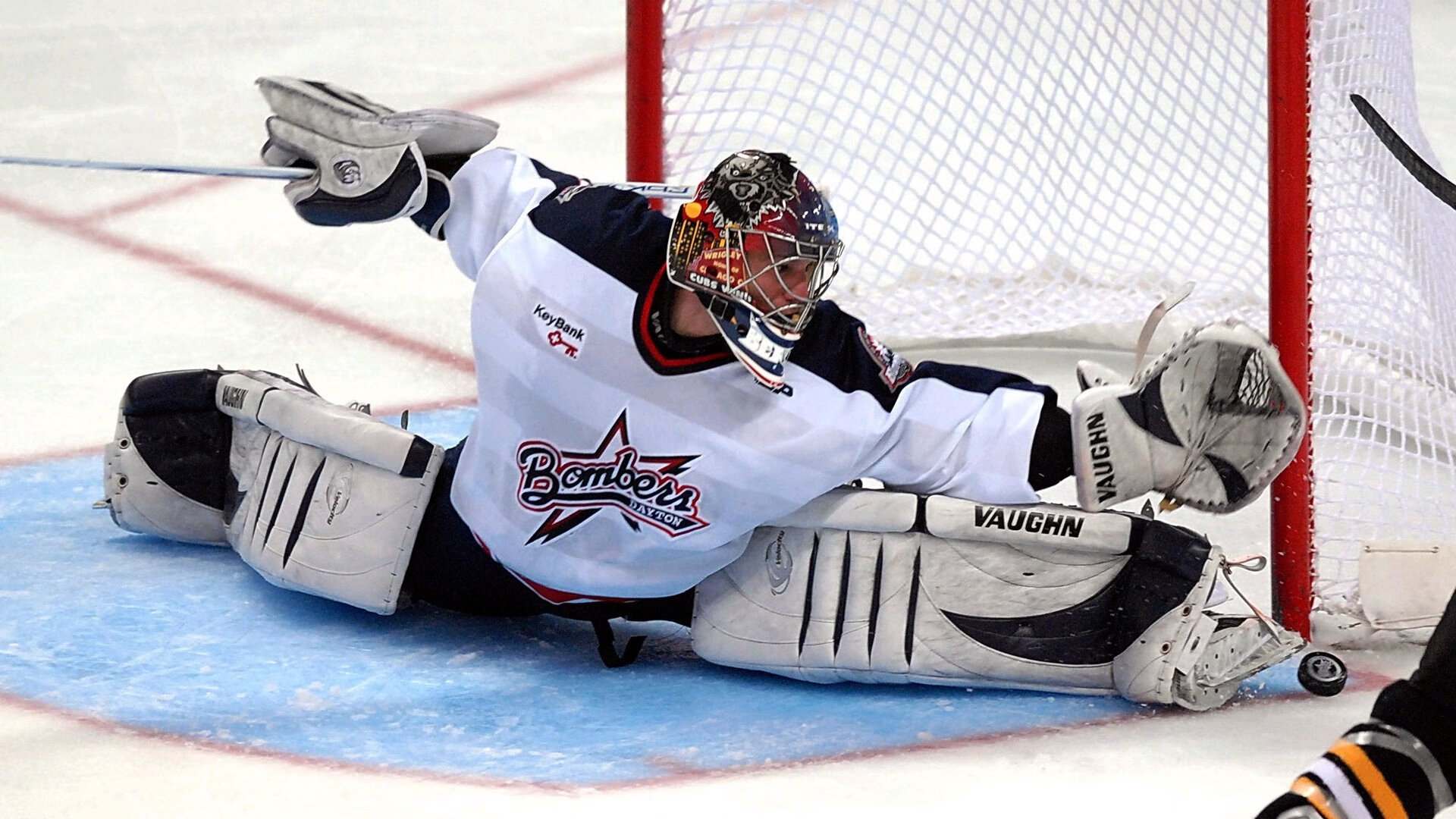 英超争冠焦点战,比利亚雷亚尔绝杀芬兰的战术启示录